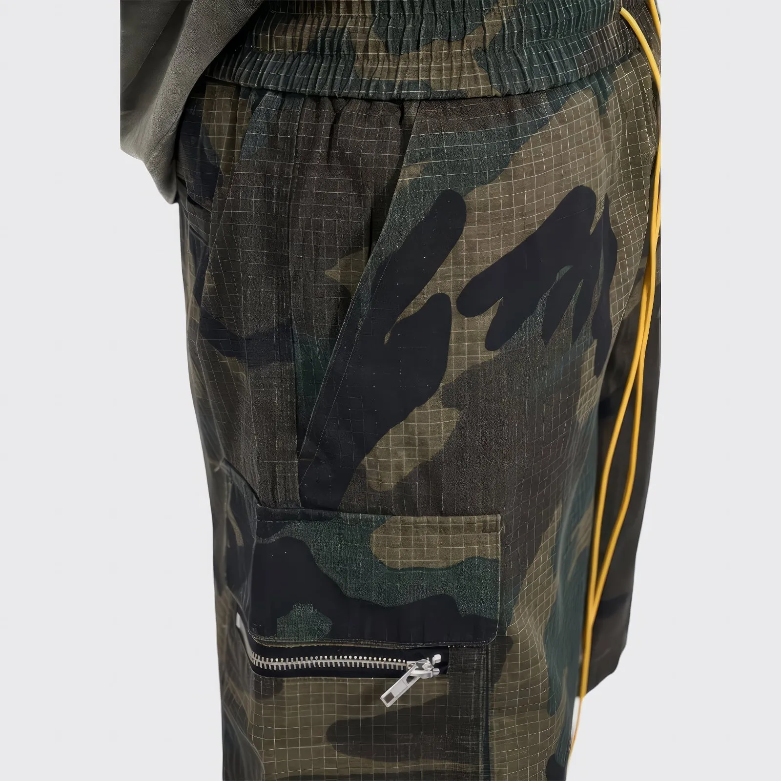 Camouflage Pattern Cargo Shorts