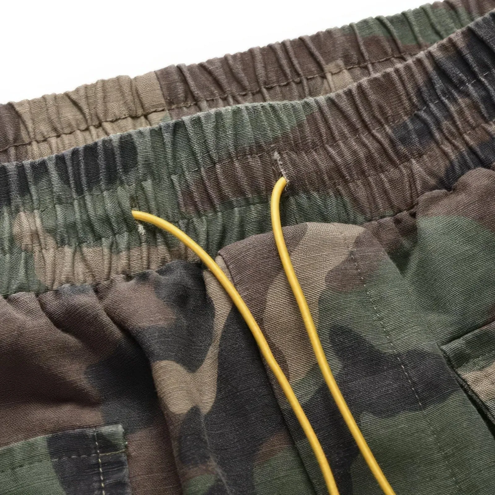 Loose Camouflage Cargo Shorts