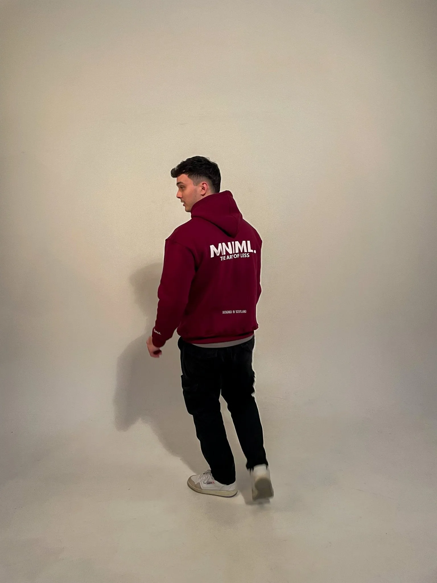 Oversized 'MNIML' Hoodie - Maroon