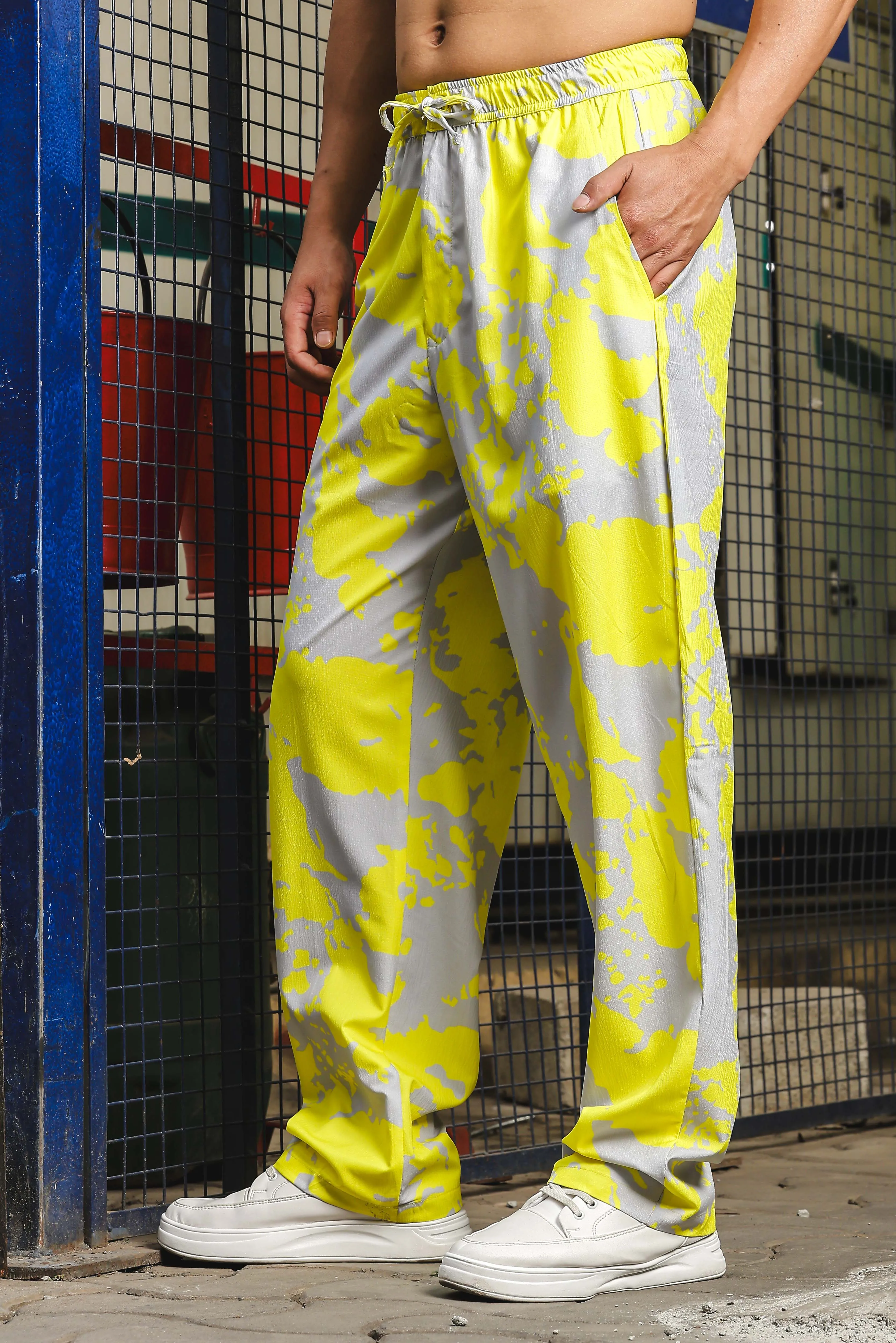 Unisex Grey Abstract Printed Mid-Rise Lounge Pants